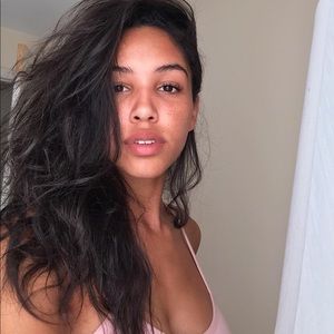 Meet your Posher, Gabrielle